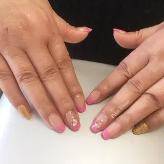 ネイル Petit Fleur所属・青柳 亜梨奈のマツエク・マツパデザイン