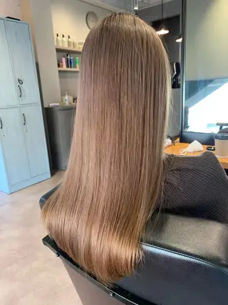 ロング 【髪質改善🌿】木本 志歩のヘアスタイル