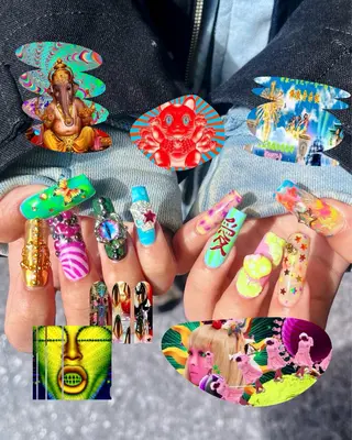 ネイル Mariris所属・ᗷᗩᑎSᗩ ᑎᗩIᒪ ՏᗩᒪOᑎのネイルデザイン