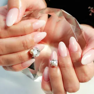 ネイル VIOLUS所属・VIOLUS 関目のネイルデザイン