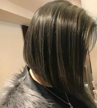 ショート カラー Tsuyoki .のヘアスタイル