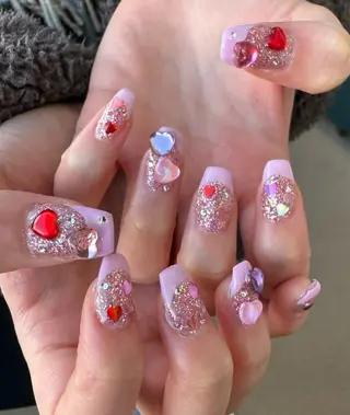 ネイル 新山 聖のネイルデザイン