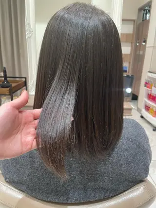 セミロング カラー 韓国透明感カラー🌀 yuukiのヘアスタイル