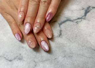 ネイル ネイルリボン 受付スタッフのネイルデザイン