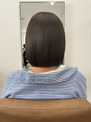 ショート カラー モエカ -YUCCA-のヘアスタイル