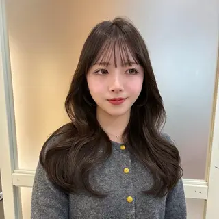 セミロング oto🎀×美髪× シースルー前髪🤍のヘアスタイル