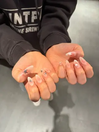 ネイル 濱岡 咲のネイルデザイン