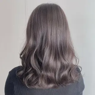 カラー 透明感/グレージュ/ ベージュ/るな🪽のヘアスタイル