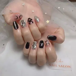 ネイル 💕鈴木ユリ パラジェル/オフ無料のネイルデザイン