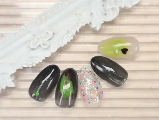 ネイル へぜリヒ ·もものネイルデザイン