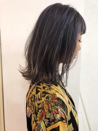 セミロング カラー 渋谷ブリーチカラー 韓国ヘアyuikoのヘアスタイル