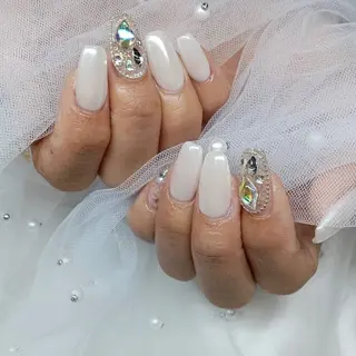 ネイル 金井 奈々のネイルデザイン