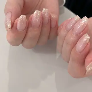 ネイル i_ee beauty studio所属・y. kanaのネイルデザイン