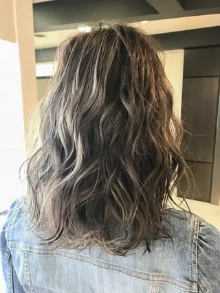 セミロング カラコレ難波所属・カラコレ難波 sakamotoのヘアスタイル