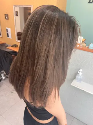 ❣️ハイトーン❣️ BLUE&Co.のヘアスタイル