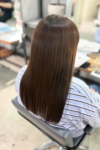 ロング カラー 菊地 紗矢のヘアスタイル