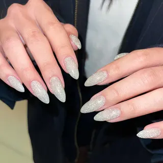 ネイル petit所属・Yuka ネイリストのネイルデザイン