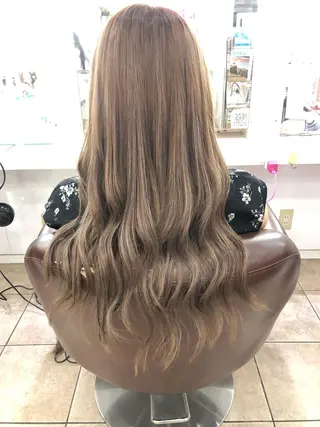 セミロング カラー 🐥こ ま🐥のヘアスタイル