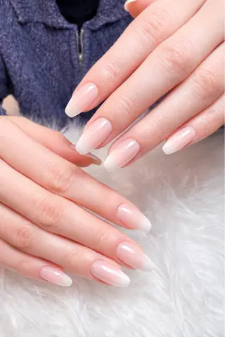 ネイル ANNA NAIL SALON所属・チャン ティ ジエンのネイルデザイン