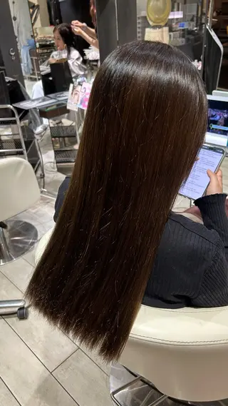 ロング 市川 奈緒のヘアスタイル