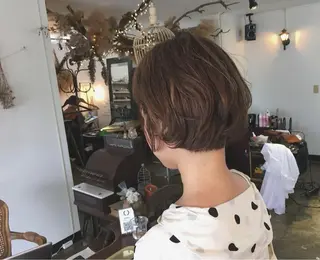 ショート カラー フレンチヘア🇫🇷 ぷつっとカットのヘアスタイル