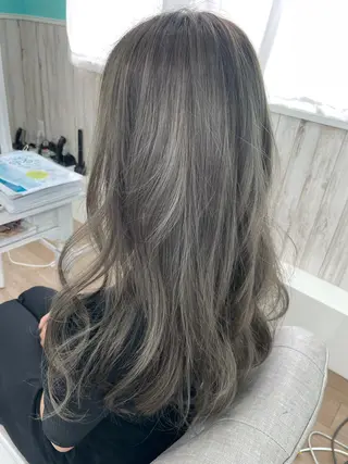 ロング 🐆アンドウ チカコ🦓のヘアスタイル