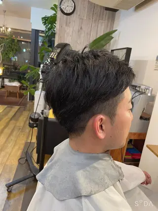 メンズ 石井 里佳のヘアスタイル