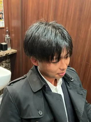 ショート 三枝 寛太のヘアスタイル