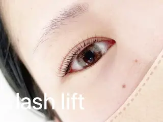 マツエク・マツパ CANVAS beauty salon所属・CANVAS YUUKAの眉毛・アイブロウイメージ