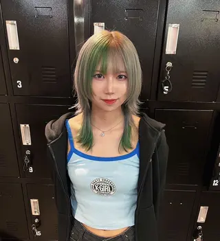 セミロング カラー ヘアアレンジ 🐺ウルフの神🐺 /カラー/けいすけのヘアスタイル