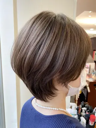 ショート カラー 杉崎 秀弥のヘアスタイル