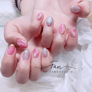 ネイル 🌻FAN'S STUDIO池袋🌻のネイルデザイン
