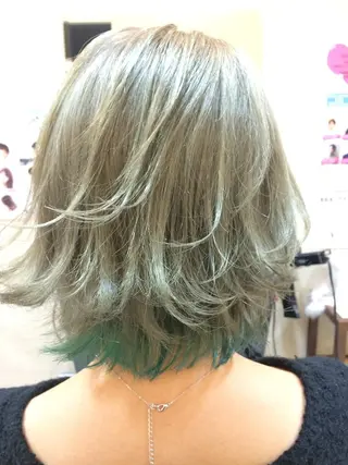 ミディアム カラー 🌈ハイライトカラー 🌈naokoのヘアスタイル