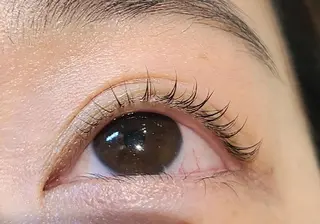 マツエク・マツパ LASH BAR天王寺店所属・LASH BAR  友久のマツエク・マツパデザイン