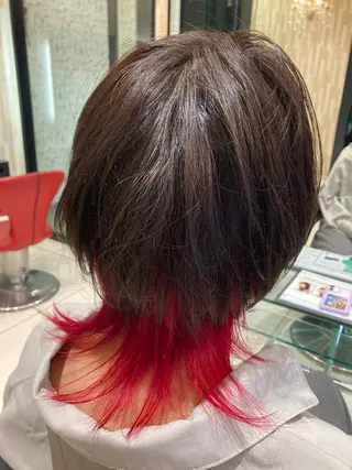 ショート カラー 田畑 福恵のヘアスタイル