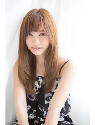 セミロング カラー リシャール聖蹟桜ヶ丘所属・SHUMA1月 限定メニュー有りのヘアスタイル