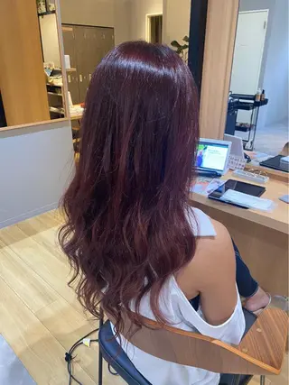 ロング カラー VIEWユリナ メイク/ カットのヘアスタイル