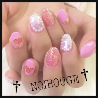 ネイル NOIROUGE所属・NOI ROUGEのネイルデザイン