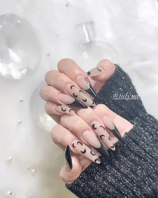 ネイル TIDY M&Mのネイルデザイン