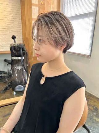 ショート カラー 西原 大智のヘアスタイル
