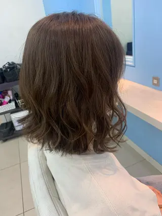 ミディアム カラー ✂︎レディース のメンズカット屋さんのヘアスタイル