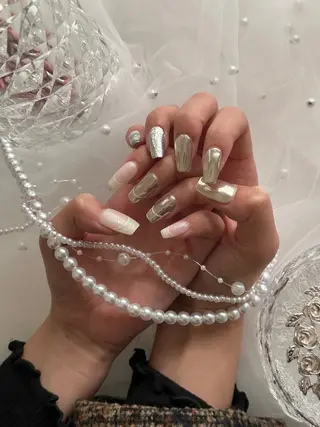 ネイル CREVIO 小美玉店所属・CREVIO小美玉店 店長RIRIのネイルデザイン