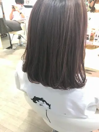ミディアム カラー 松佐 ゆかりのヘアスタイル