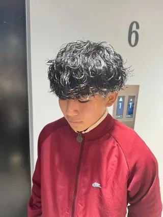パーマ ヘアアレンジ メンズ Ryo横浜韓国ヘア/ 曲がる縮毛矯正特化のヘアスタイル