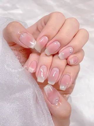 MoON...❤︎ MeGuのネイルデザイン