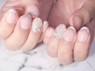 ネイル フィルインネイルサロンMOANIHiroo 恵比寿店所属・NAGAFUCHI HONOKAのネイルデザイン