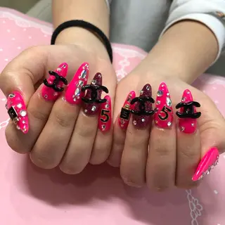 セミロング ネイル 《LB》ラブリエ Nail&eyeのマツエク・マツパデザイン