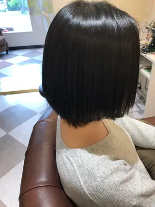 ショート LOUVRE totalbeautysalon西大寺店所属・粟田 めぐみのヘアスタイル