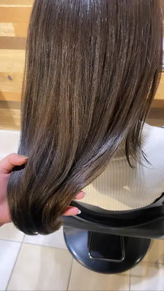 セミロング カラー 【ROA】 MISUZU✨のヘアスタイル