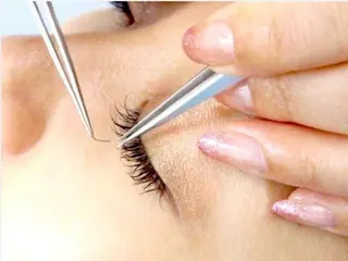 マツエク・マツパ Eyelash&Nail スタジオスキンプロ所属・Eyelash NNのマツエク・マツパデザイン